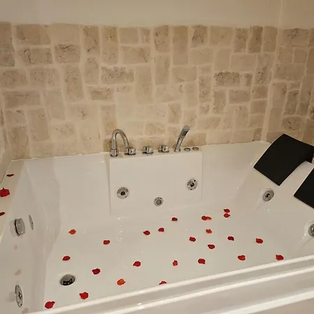 Le Plaisir Luxury Con Vasca Idromassaggio * Martina Franca