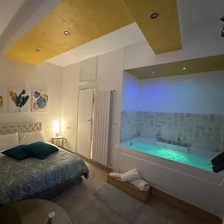Le Plaisir Luxury Con Vasca Idromassaggio * Martina Franca